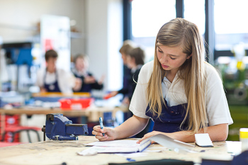 Kā iestāties profesionālās izglītības programmās